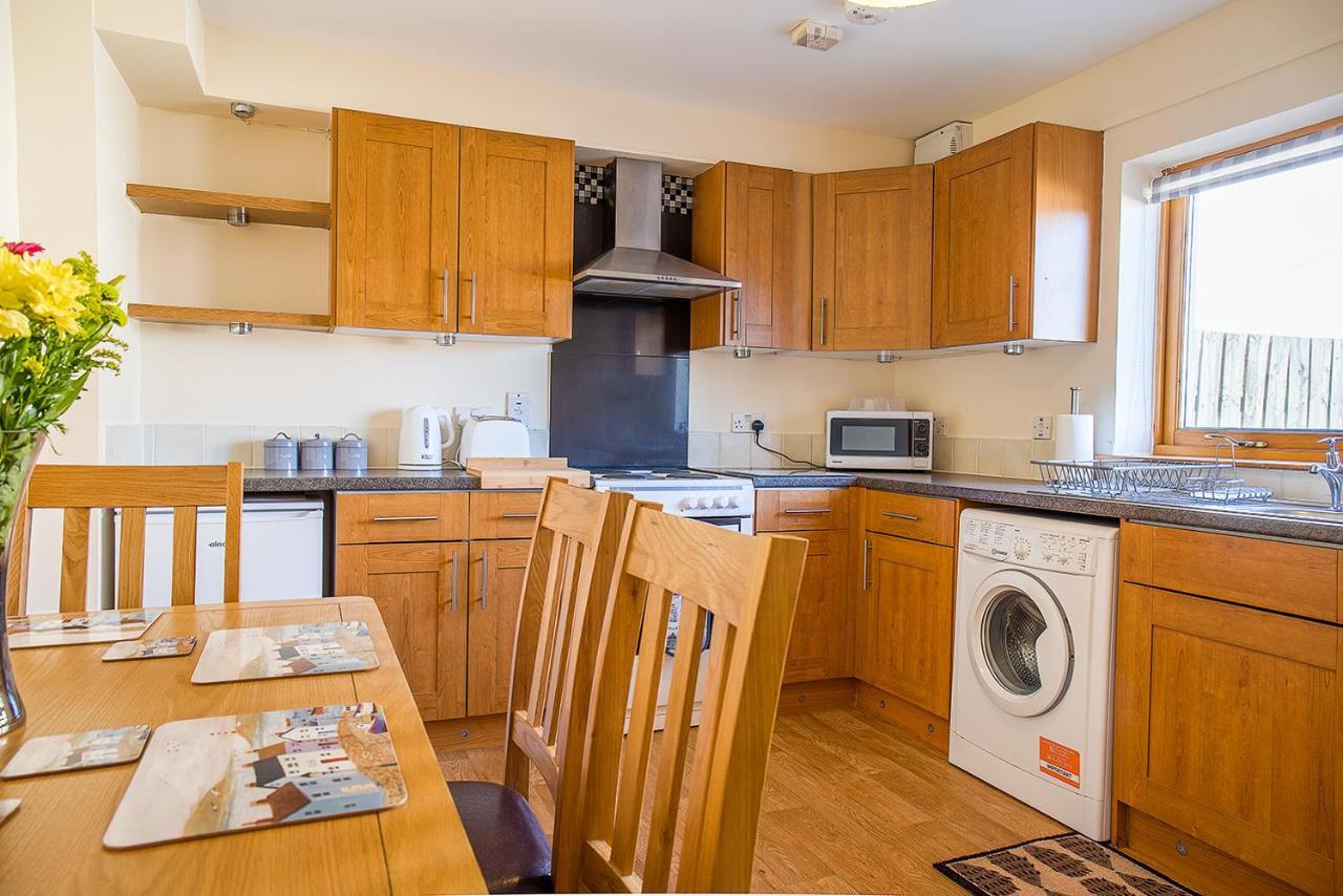 Modern 2 bedroom garden flat Inverness Exterior foto